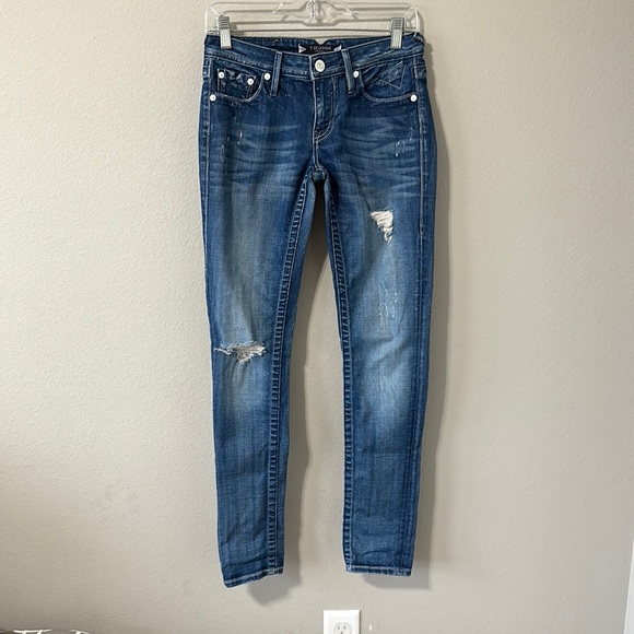 Vigoss FIT/Skinny Low Rise Distressed Blue Jeans Women's-26/ Junior's 1/2 - Picture 2 of 16